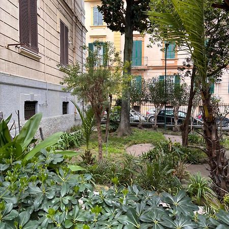 La Tela Di Elena Hotel Наполи Екстериор снимка
